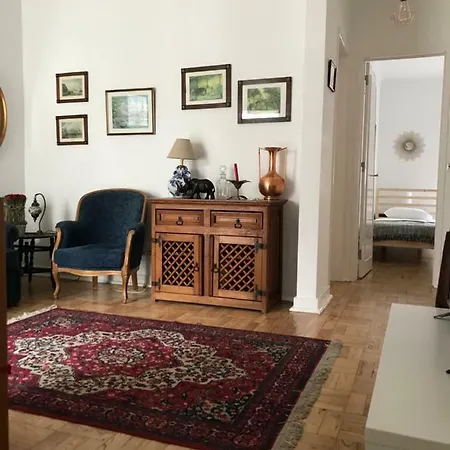Moscavide Beatos House Lll * Lisboa