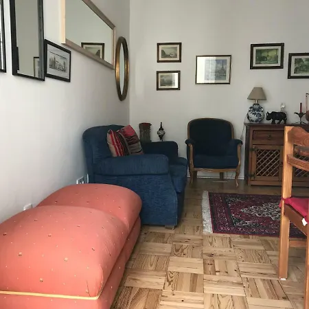 Moscavide Beatos House Lll * Lisbon